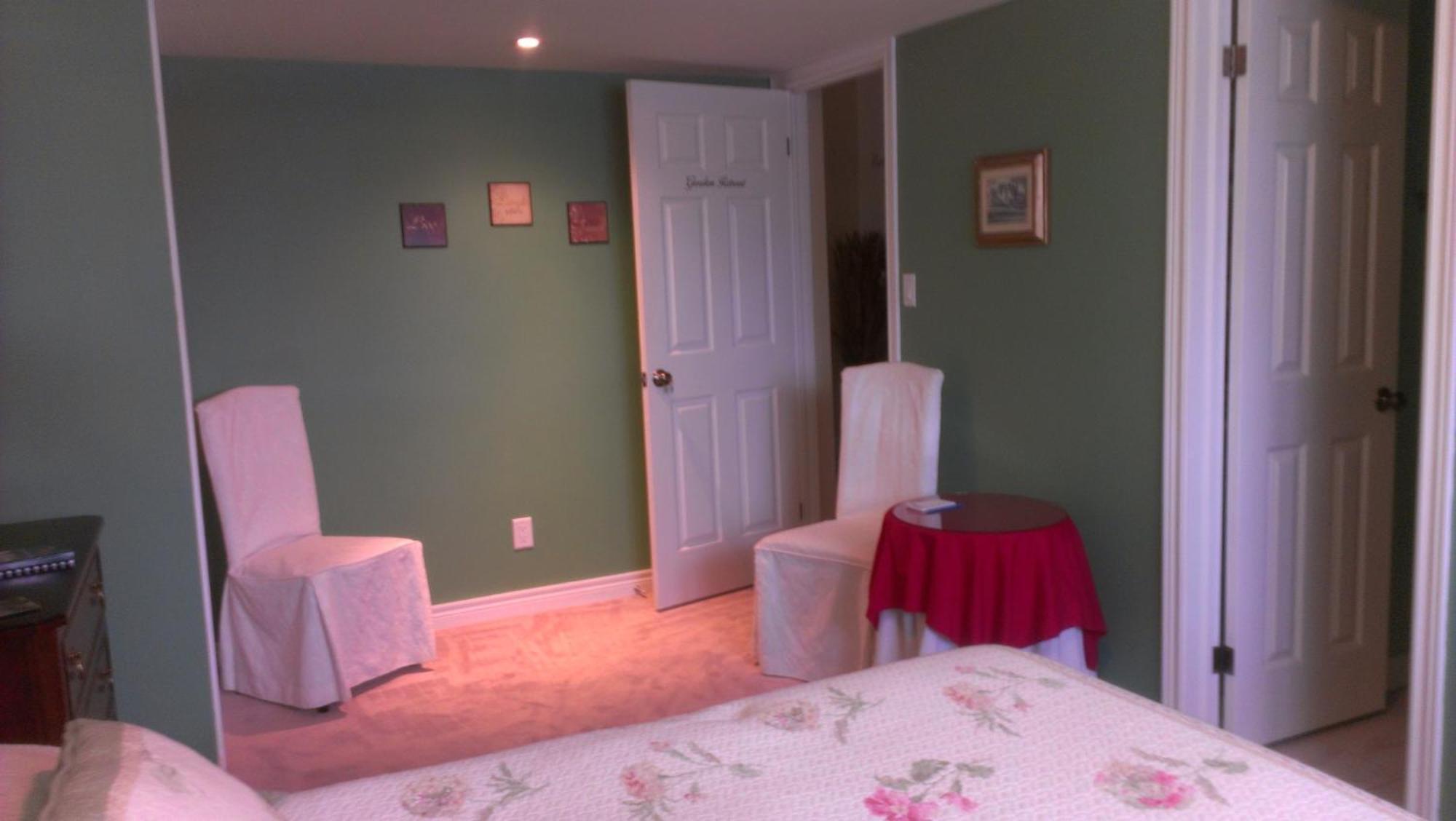 A Li'L Bit Of Eden Bed & Breakfast Niagara-on-the-Lake Cameră foto